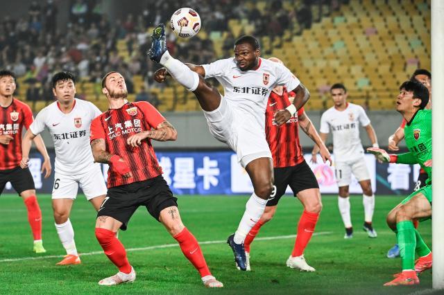 开云体育下载网页版-【中超】奥克雷吕文君中框阿瑙伤退 海港0比0亚泰